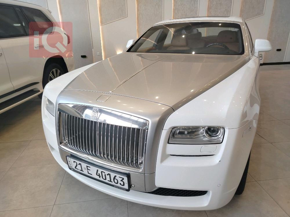 ڕۆڵس ڕۆیس گۆست